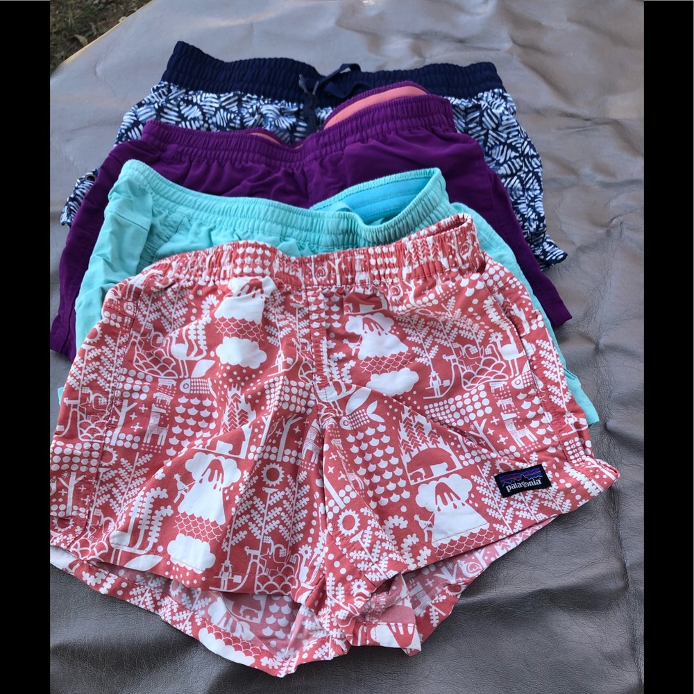 Patagonia girls shorts size large